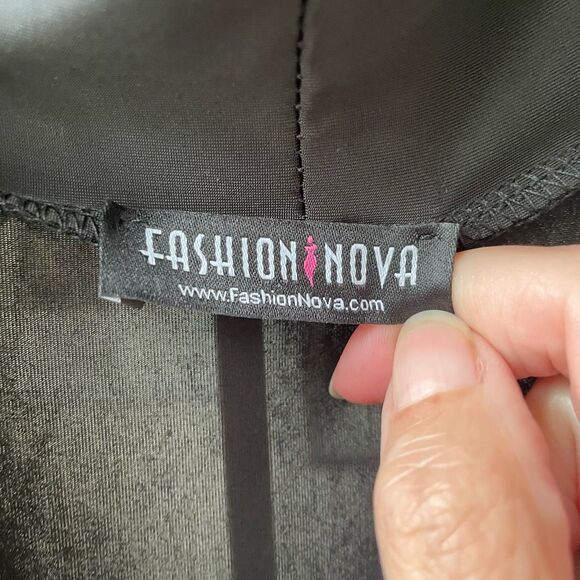 Fashion Nova Black Long Sleeve Maxi Dress Plunging Neckline 1XL - Picture 6 of 7